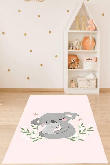 Pelangi Koala ve Yavru Koala Hayvan Desenli Yıkanabilir Kaymaz Taban Leke Tutmaz Çocuk Odası Halısı, Pembe-Gri 100 x 400, 9076420233100400